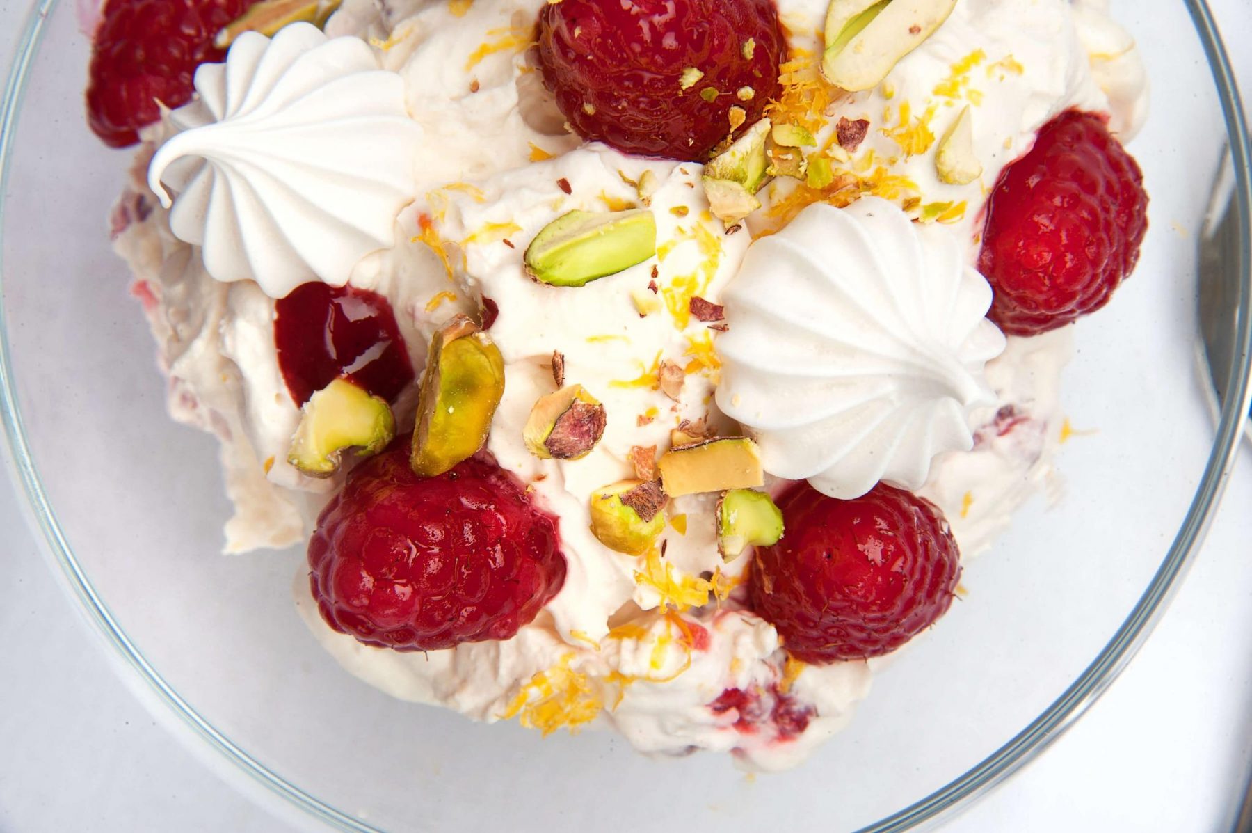 raspberry-meringue-cream-dessert